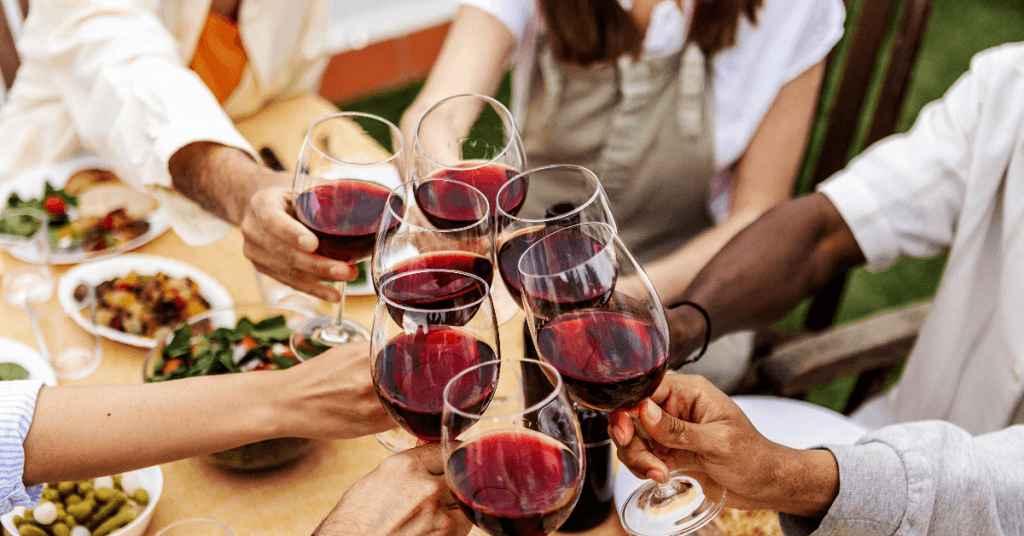 O desejo de criar o próprio negócio é um sonho compartilhado por muitas pessoas. A ideia de ter liberdade para fazer o que realmente se gosta é atraente e inspiradora.