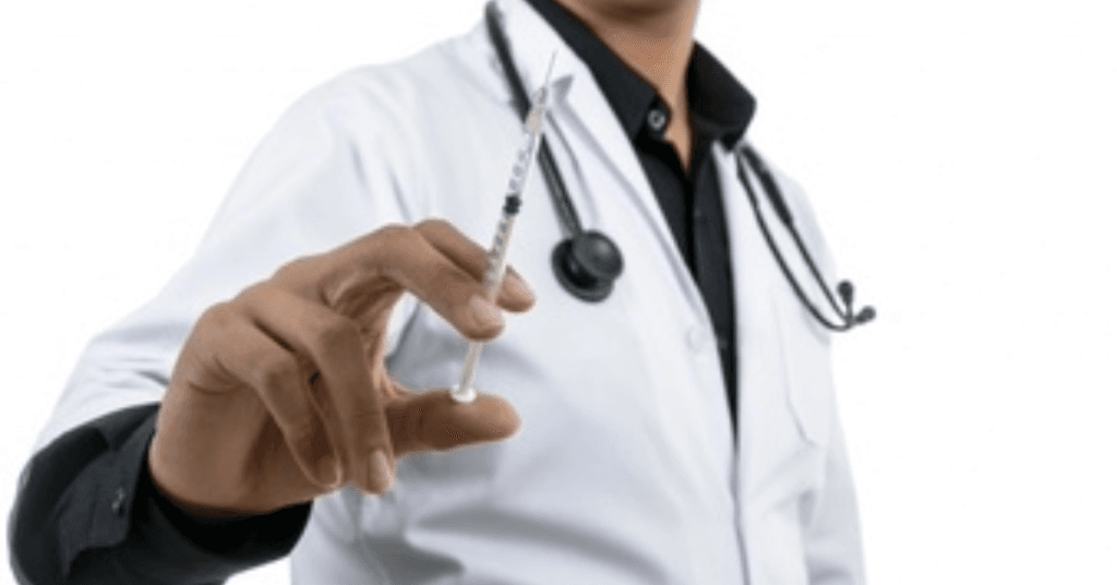 O médico anestesista desempenha um papel vital na equipe cirúrgica, garantindo a segurança e o conforto dos pacientes durante os procedimentos cirúrgicos.