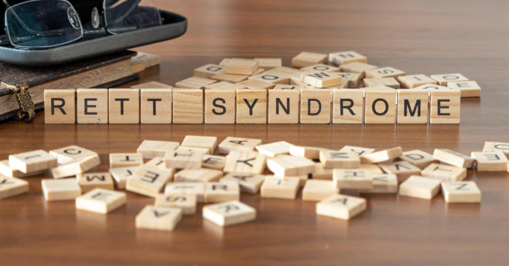 "Descubra como monitorar crises e função respiratória no pós-operatório de pacientes com Rett, garantindo recuperação segura."